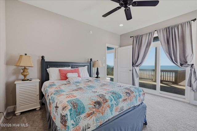 31 Porpoise Place, N Topsail Beach, NC 28460