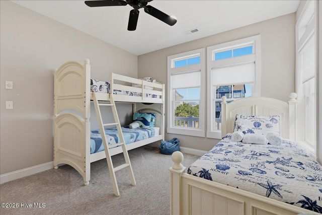 31 Porpoise Place, N Topsail Beach, NC 28460