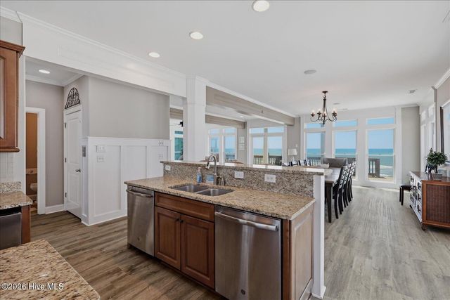 31 Porpoise Place, N Topsail Beach, NC 28460