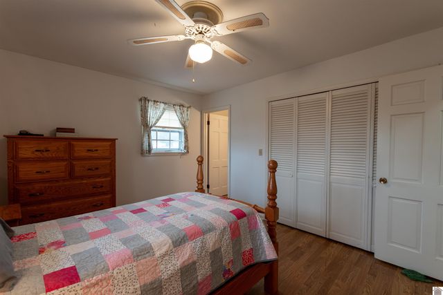 3458 Palma Rd, Calvert City, KY 42029