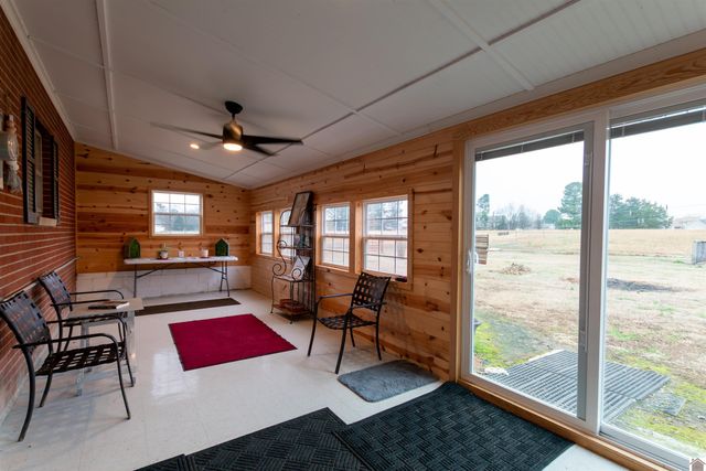 3458 Palma Rd, Calvert City, KY 42029