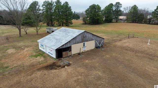 3458 Palma Rd, Calvert City, KY 42029