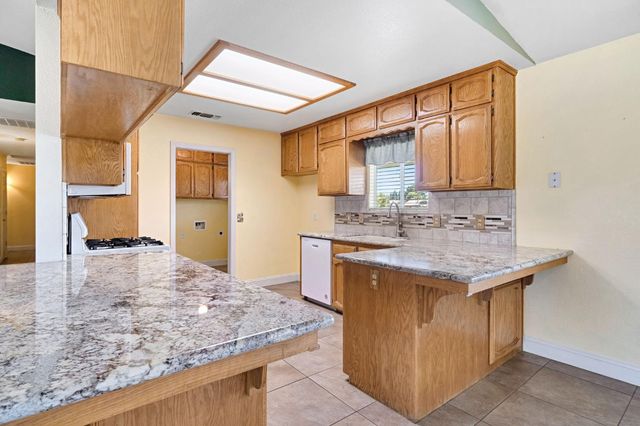 14183 Road 24, Madera, CA 93637