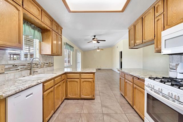 14183 Road 24, Madera, CA 93637