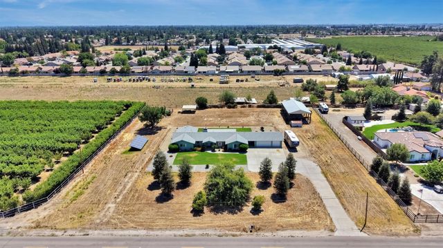 14183 Road 24, Madera, CA 93637