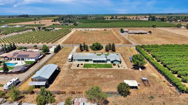 14183 Road 24, Madera, CA 93637