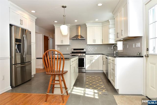 49 Fayson Lakes Road, Kinnelon Borough, NJ 07405