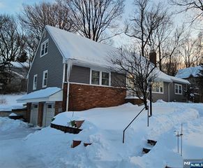 49 Fayson Lakes Road, Kinnelon Borough, NJ 07405