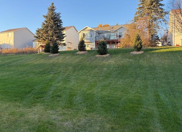 4939 Noble Drive NW, Rochester, MN 55901