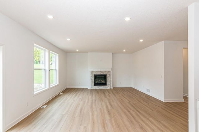 4939 Noble Drive NW, Rochester, MN 55901