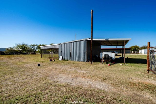 507 E Chestnut, Throckmorton, TX 76483