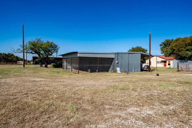 507 E Chestnut, Throckmorton, TX 76483