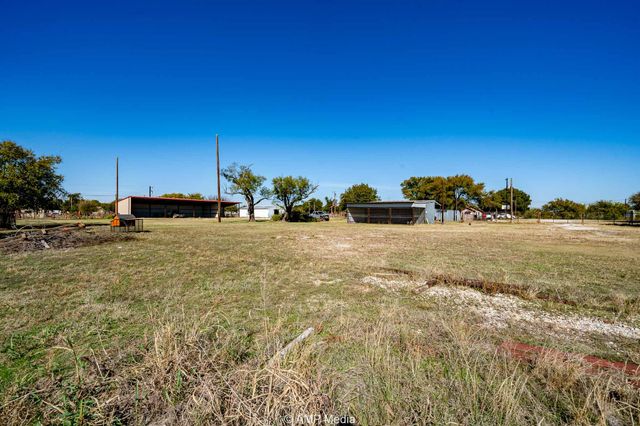 507 E Chestnut, Throckmorton, TX 76483