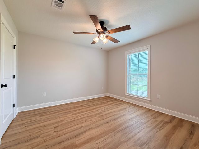 64 Meadow Breeze Rd., Sumrall, MS 39482