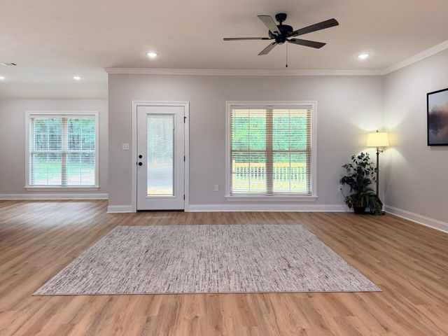 64 Meadow Breeze Rd., Sumrall, MS 39482