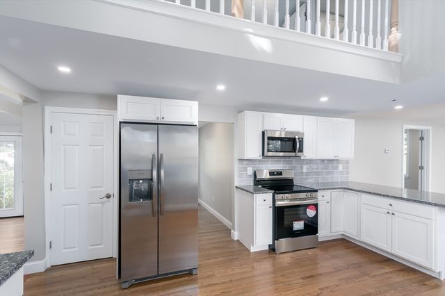 49 Smith Hanson Rd, North Brookfield, MA 01535