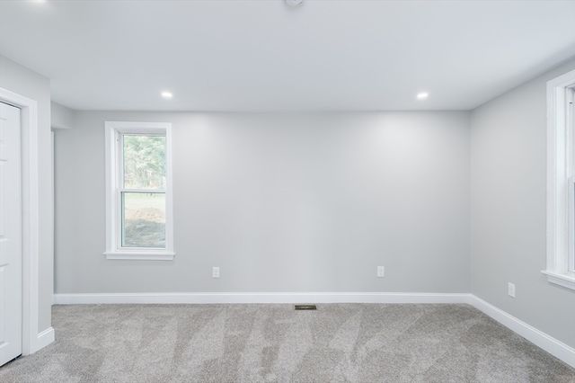 49 Smith Hanson Rd, North Brookfield, MA 01535