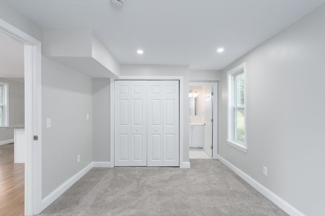 49 Smith Hanson Rd, North Brookfield, MA 01535