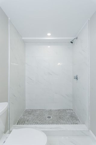 49 Smith Hanson Rd, North Brookfield, MA 01535