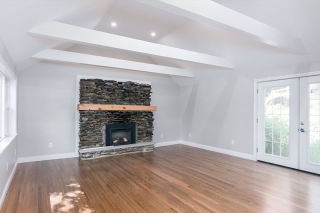 49 Smith Hanson Rd, North Brookfield, MA 01535