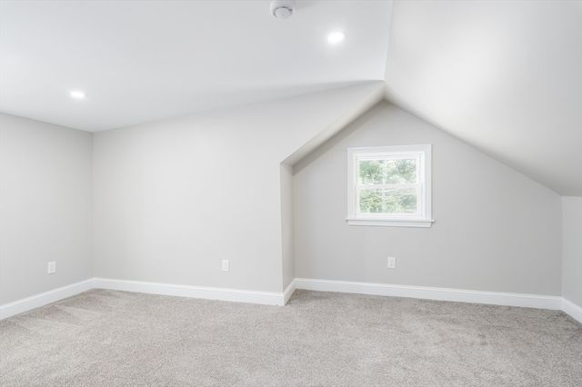 49 Smith Hanson Rd, North Brookfield, MA 01535