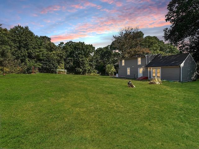 49 Smith Hanson Rd, North Brookfield, MA 01535