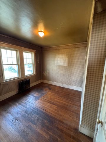 45 Robinswood Rd, Weymouth, MA 02190