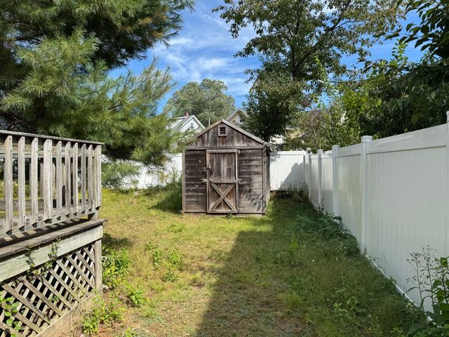 45 Robinswood Rd, Weymouth, MA 02190