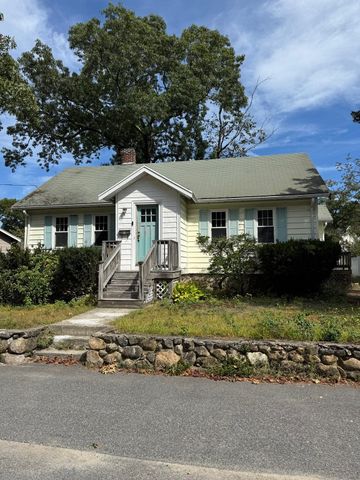 45 Robinswood Rd, Weymouth, MA 02190