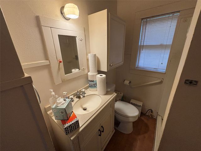 327 Egan Street, Denton, TX 76201