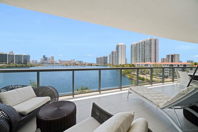 3300 NE 188th Street 414, Aventura, FL 33180