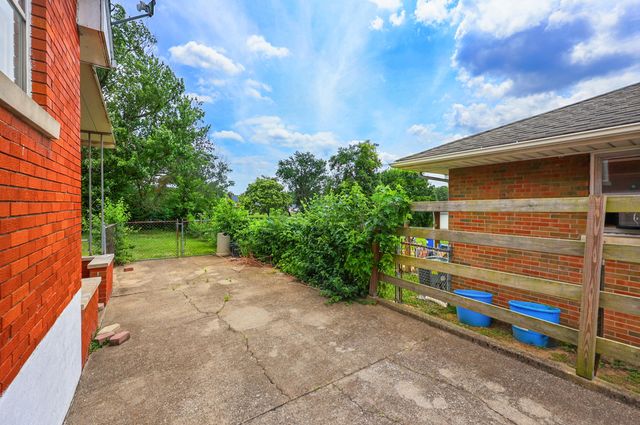 312 Logan Avenue, Richmond, KY 40475