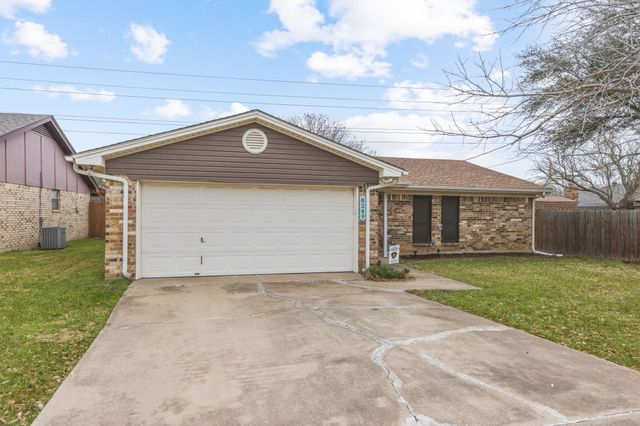 8249 Ulster Drive, North Richland Hills, TX 76180
