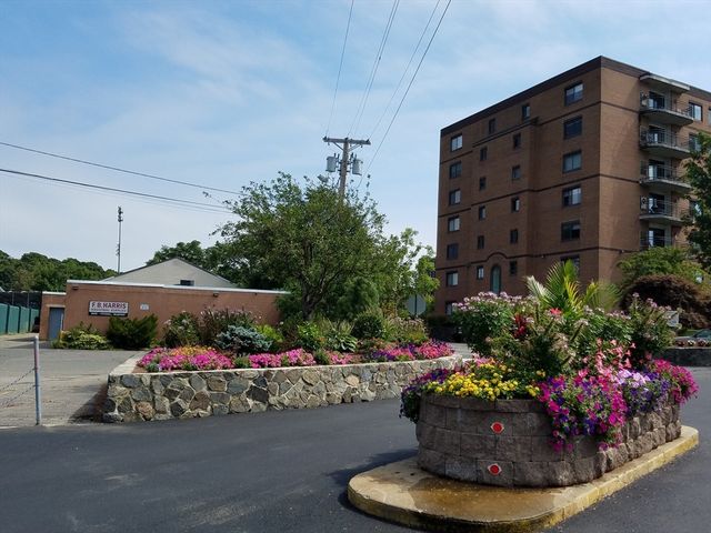 198 Locust 1-702, Lynn, MA 01904