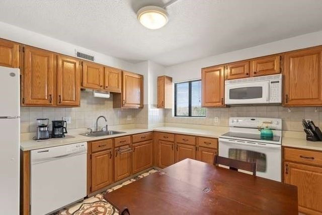 198 Locust 1-702, Lynn, MA 01904