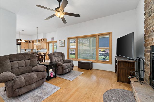 3004 Phillip Dr, Jefferson Hills, PA 15025