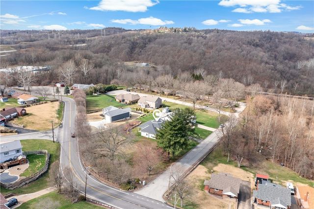 3004 Phillip Dr, Jefferson Hills, PA 15025