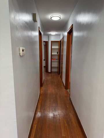 6720 Asbury Park, Detroit, MI 48228