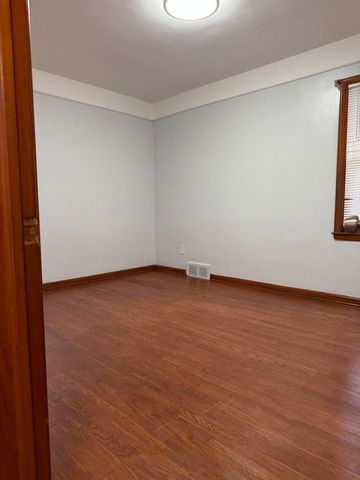 6720 Asbury Park, Detroit, MI 48228