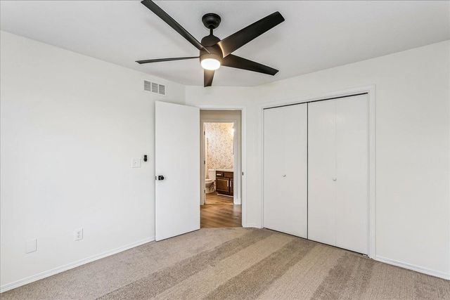1201 N Oak Ridge St, Goddard, KS 67052