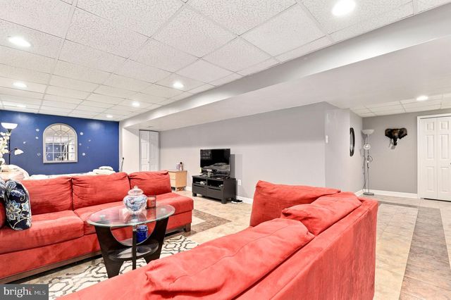 6405 IVY SPRING RD, Elkridge, MD 21075