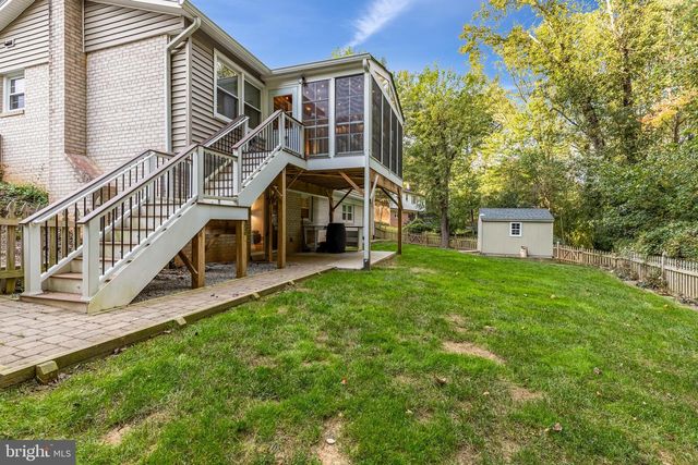 6801 HOUNDMASTER RD, Springfield, VA 22152