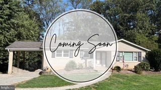 6801 HOUNDMASTER RD, Springfield, VA 22152