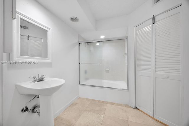 1280 S Alhambra Cir 2316, Coral Gables, FL 33146