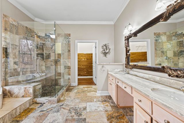 28 TIPTON LAKE CIR E, Millington, TN 38053