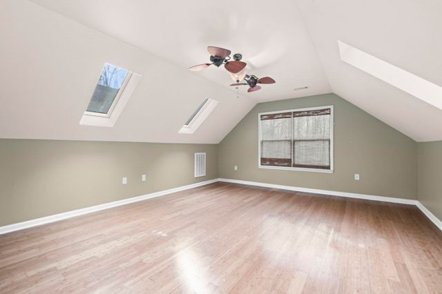 28 TIPTON LAKE CIR E, Millington, TN 38053