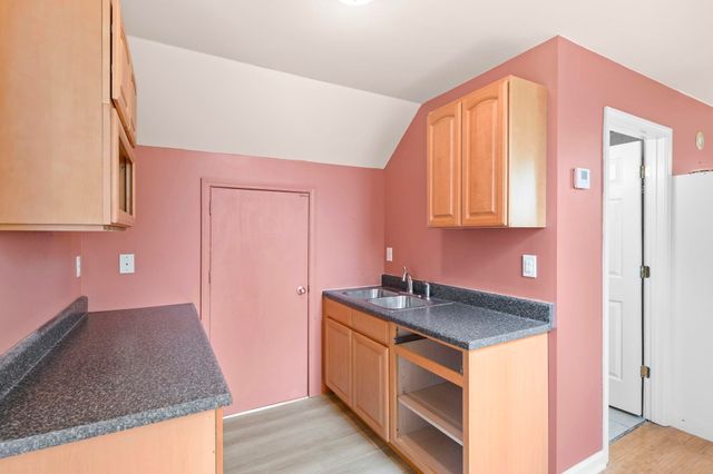 28 TIPTON LAKE CIR E, Millington, TN 38053