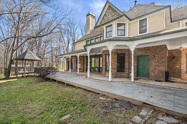 28 TIPTON LAKE CIR E, Millington, TN 38053