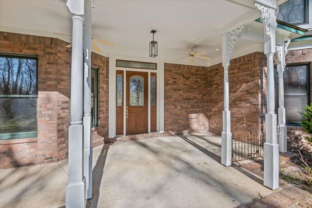 28 TIPTON LAKE CIR E, Millington, TN 38053