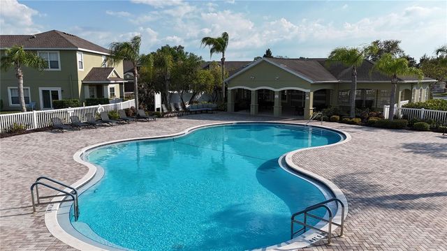 8526 SANDPIPER RIDGE AVENUE, Tampa, FL 33647